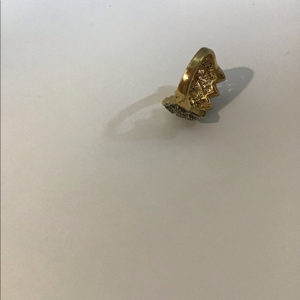 Gorgeous Ring - Picture 5 of 8
